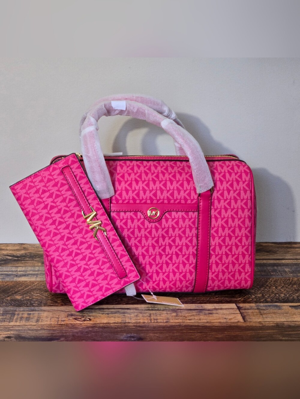 NWT Michael Kors Travel Medium Duffle Satchel & Wallet Set